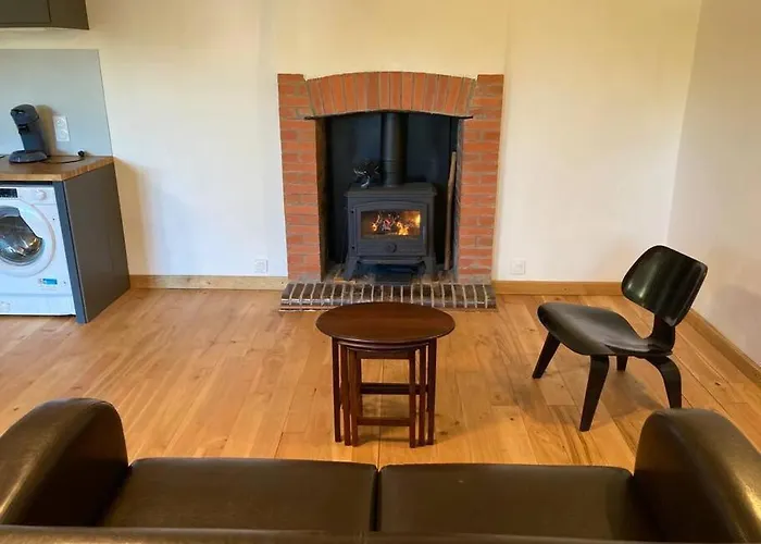 La Maisonnette De Naomi Coutances